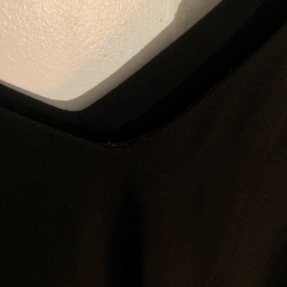 Black Lined Chiffon Tank - Picture 7 of 8